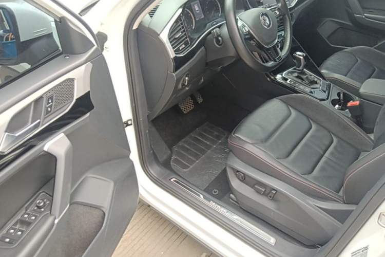 Used Volkswagen Tayron 2019 330TSI Two-Wheel Drive Luxury Model China VI Standard Driver Seat