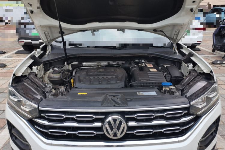 Used Volkswagen Tayron 2019 330TSI Two-Wheel Drive Luxury Model China VI Standard Engine Bay