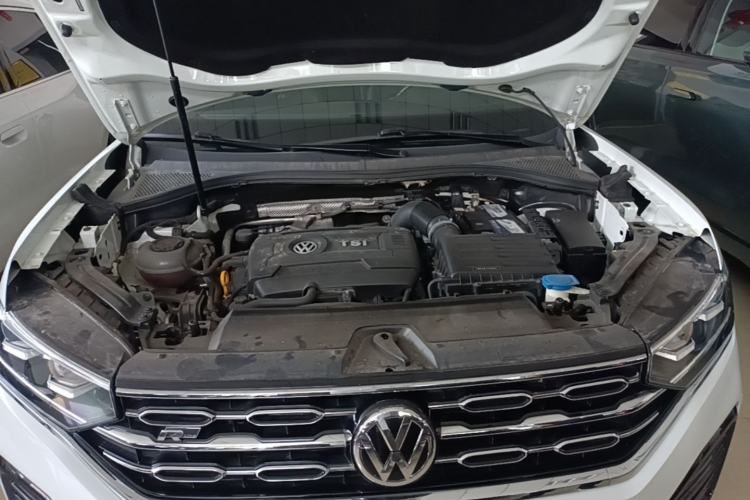Used Volkswagen Tayron 2019 380TSI Four-Wheel Drive R-Line China VI-standard Engine Bay