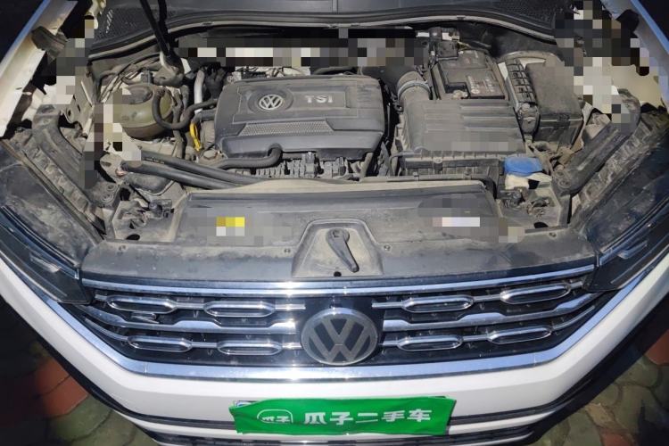 Used Volkswagen Tayron 2019 380TSI Four-Wheel Drive R-Line China VI-standard Engine Bay