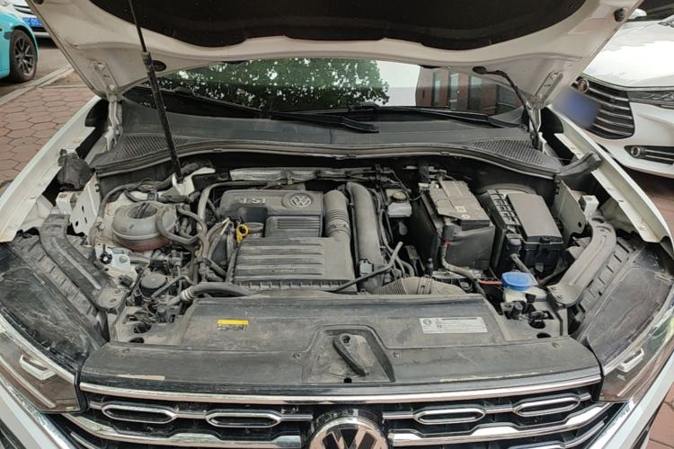 Used Volkswagen Tayron 2019 Teramont Edition 280TSI Two-Wheel Drive Luxury Model China VI Standard Engine Bay