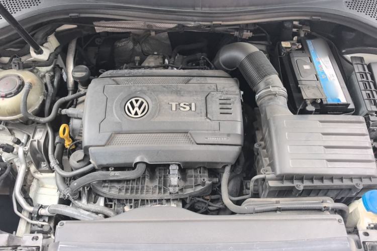 Used Volkswagen Tayron 2019 380TSI All-Wheel Drive R-Line China V-standard Engine Bay