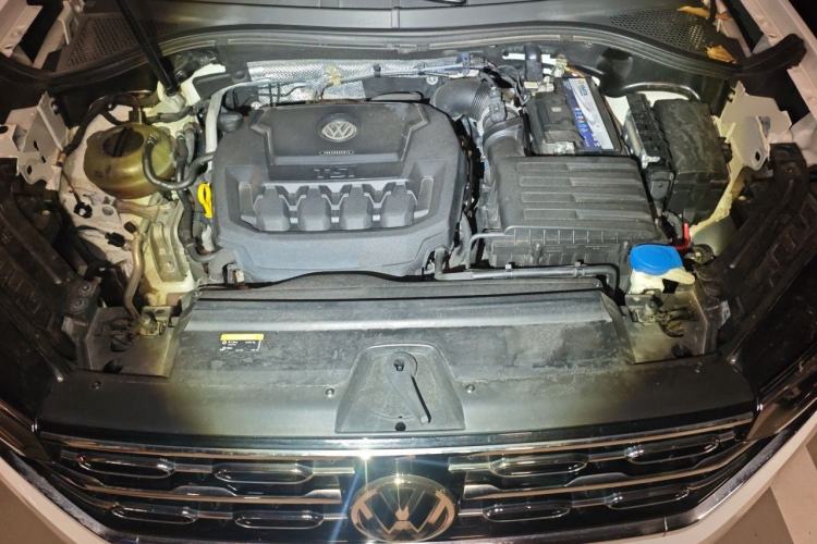 Used Volkswagen Tayron 2019 330TSI Four-Wheel Drive Luxury Version China VI Standard Engine Bay