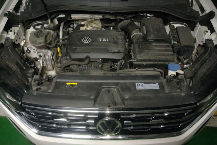 Used Volkswagen Tayron 2019 380TSI Four-Wheel Drive Prestige Model China VI Standard Engine Bay