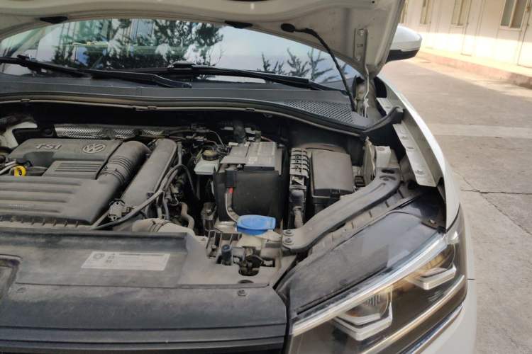 Used Volkswagen Tayron 2019 Teramont Edition 280TSI Two-Wheel Drive Luxury Model China VI Standard Engine Bay Left