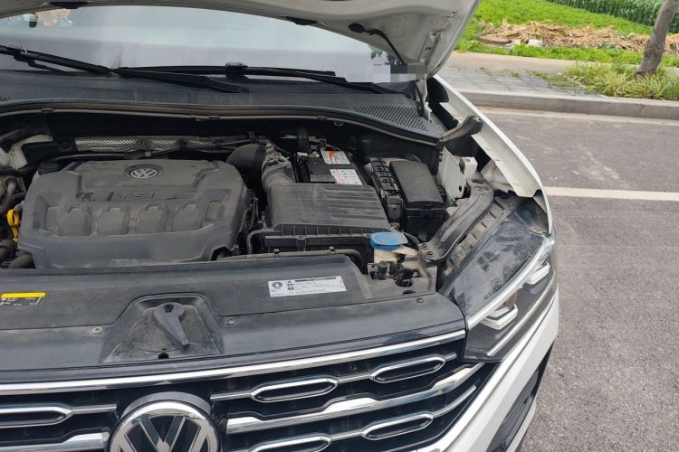 Used Volkswagen Tayron 2019 330TSI Two-Wheel Drive Luxury Model China VI Standard Engine Bay Left