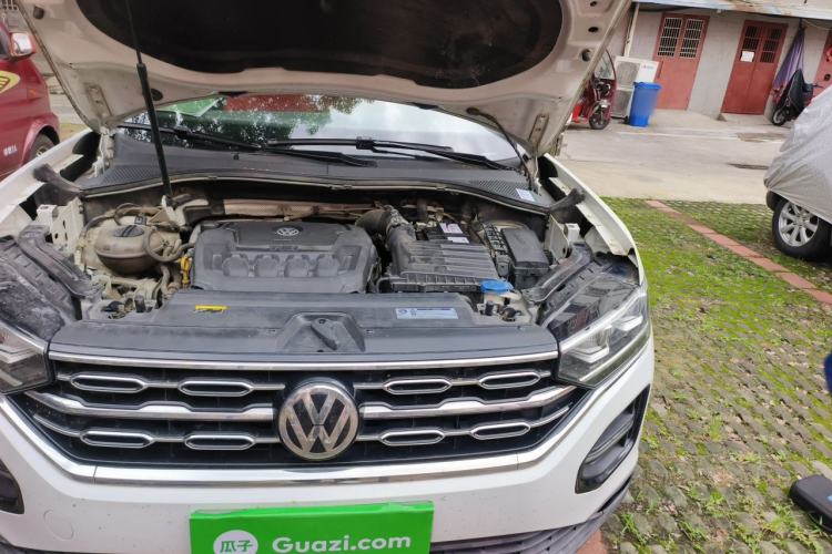 Used Volkswagen Tayron 2019 330TSI Two-Wheel-Drive Luxury Version China V Emission Standard Engine Bay Left