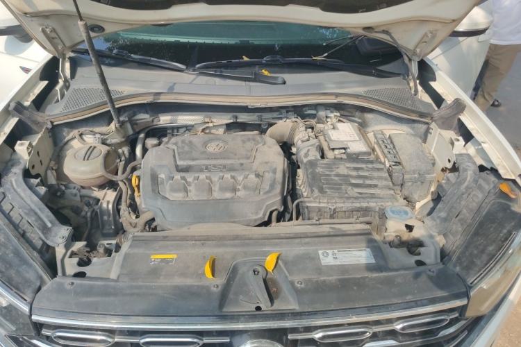 Used Volkswagen Tayron 2019 330TSI Four-Wheel Drive Luxury Version China VI Standard Engine Bay