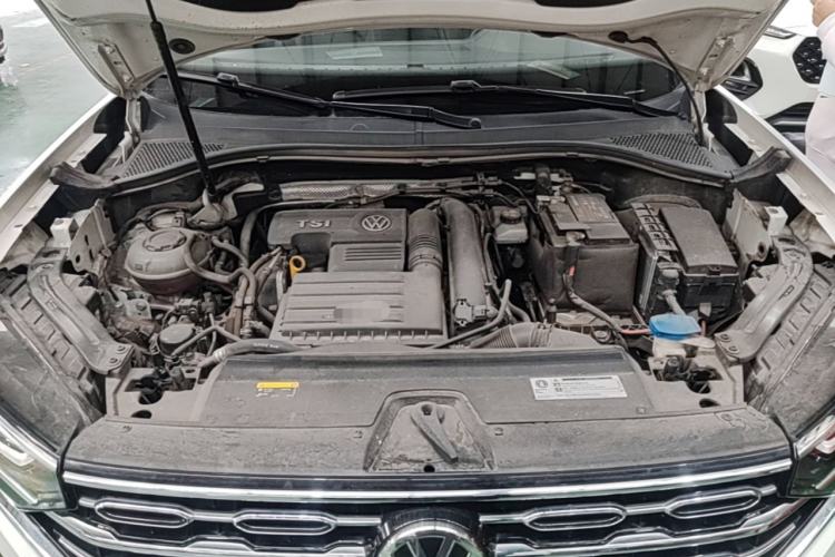 Used Volkswagen Tayron 2019 Teramont Edition 280TSI Two-Wheel Drive Luxury Model China VI Standard Engine Bay