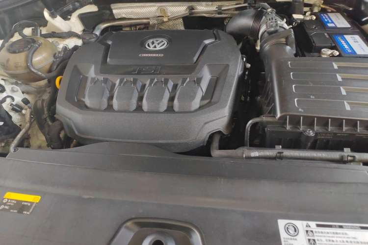 Used Volkswagen Tayron 2019 330TSI Four-Wheel Drive Luxury Version China V Standard Engine Bay