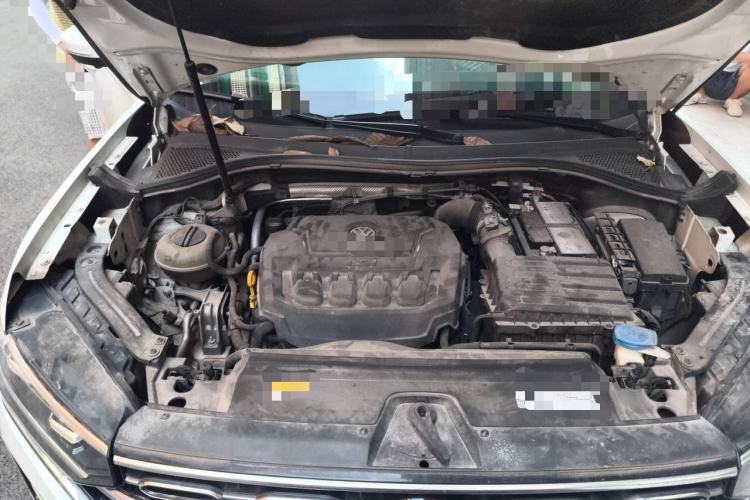 Used Volkswagen Tayron 2019 330TSI Two-Wheel-Drive Luxury Version China V Emission Standard Engine Bay