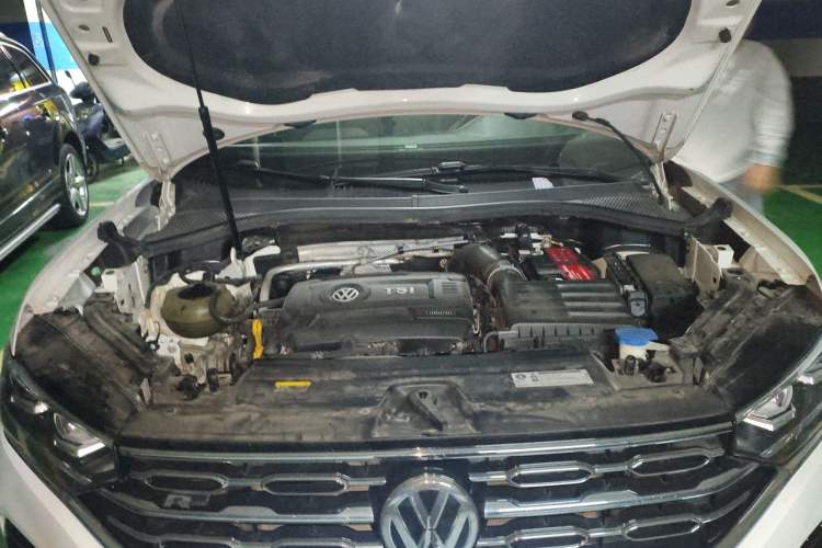 Used Volkswagen Tayron 2019 380TSI All-Wheel Drive R-Line China V-standard Engine Bay