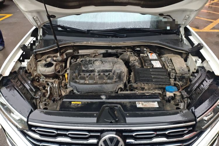 Used Volkswagen Tayron 2019 330TSI Two-Wheel Drive Luxury Model China VI Standard Engine Bay