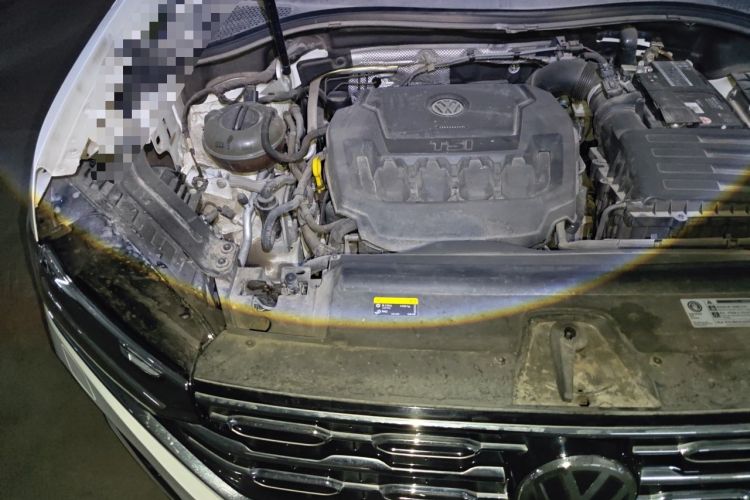 Used Volkswagen Tayron 2019 330TSI Two-Wheel-Drive Prestige Version China VI Standard Engine Bay Right