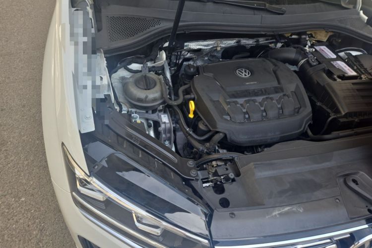 Used Volkswagen Tayron 2019 330TSI Two-Wheel Drive Luxury Model China VI Standard Engine Bay Right