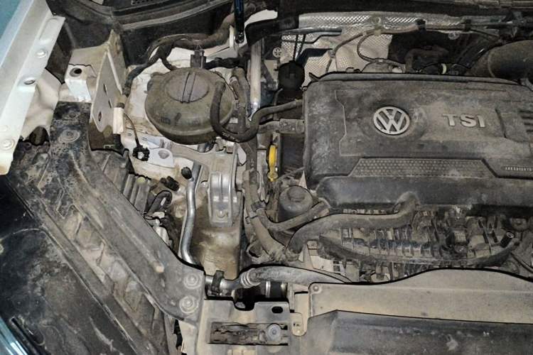 Used Volkswagen Tayron 2019 380TSI Four-Wheel Drive Prestige Model China VI Standard Engine Bay Right
