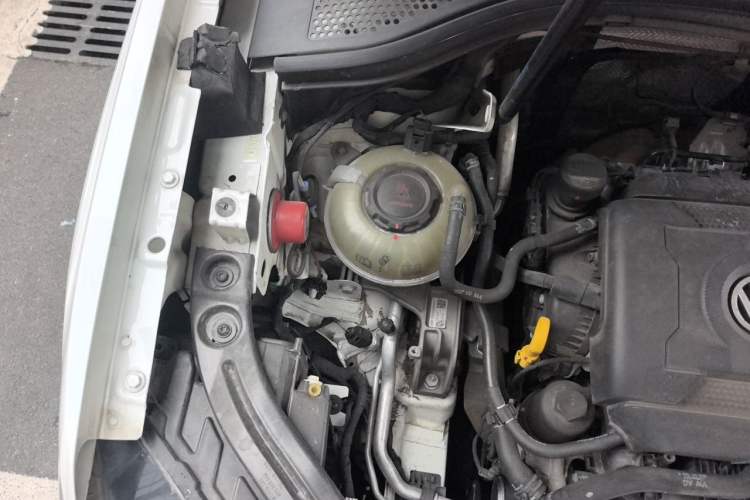 Used Volkswagen Tayron 2019 380TSI All-Wheel Drive R-Line China V-standard Engine Bay Right