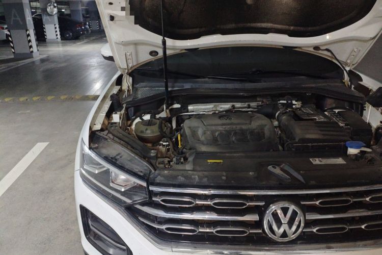 Used Volkswagen Tayron 2019 330TSI Two-Wheel Drive Luxury Model China VI Standard Engine Bay Right