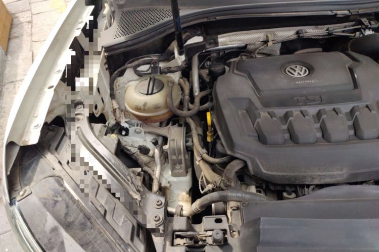 Used Volkswagen Tayron 2019 330TSI Two-Wheel-Drive Luxury Version China V Emission Standard Engine Bay Right