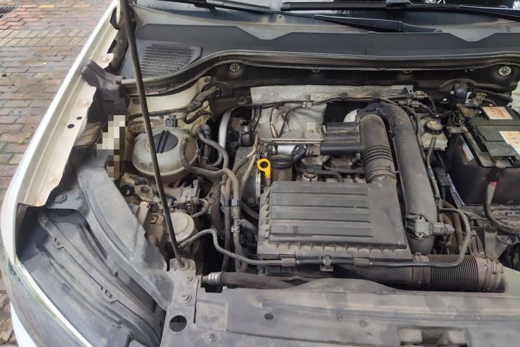 Used Volkswagen Tayron 2019 330TSI Two-Wheel Drive Comfort Version China VI Standard Engine Bay Right