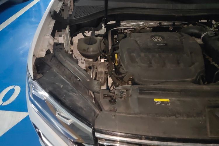Used Volkswagen Tayron 2019 330TSI Two-Wheel Drive Luxury Model China VI Standard Engine Bay Right