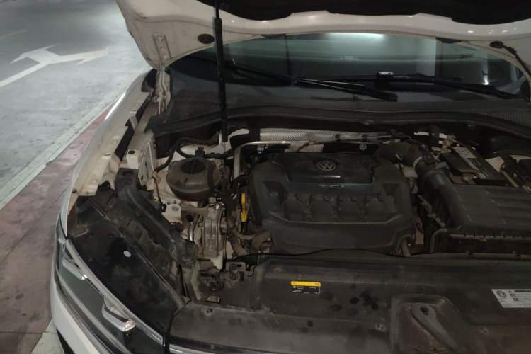 Used Volkswagen Tayron 2019 330TSI Two-Wheel-Drive Comfort Version China V Standard Engine Bay Right