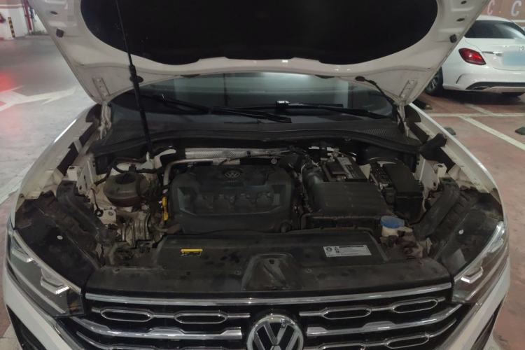 Used Volkswagen Tayron 2019 330TSI Two-Wheel-Drive Comfort Version China V Standard Engine Bay