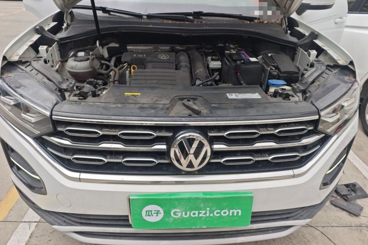 Used Volkswagen Tayron 2019 Teramont Edition 280TSI Two-Wheel Drive Luxury Model China VI Standard Engine Bay
