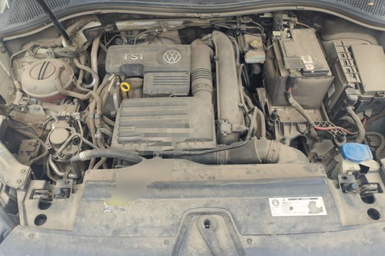 Used Volkswagen Tayron 2019 Teramont Edition 280TSI Two-Wheel Drive Luxury Model China VI Standard Engine Bay