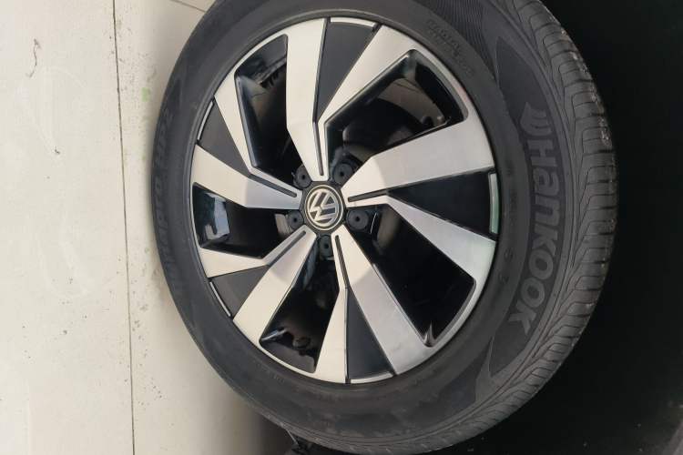 Used Volkswagen Tayron 2019 330TSI Two-Wheel Drive Luxury Model China VI Standard Exterior 2