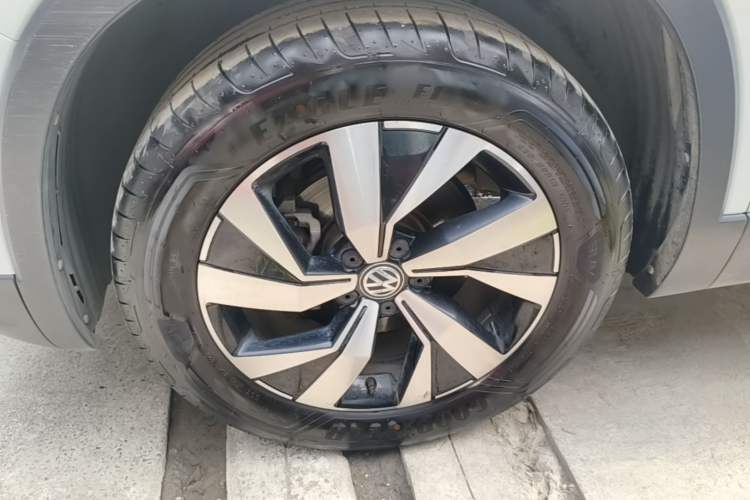 Used Volkswagen Tayron 2019 Teramont Edition 280TSI Two-Wheel Drive Luxury Model China VI Standard Exterior 4