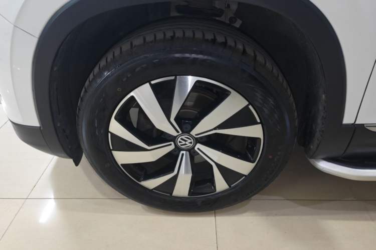 Used Volkswagen Tayron 2019 Teramont Edition 280TSI Two-Wheel Drive Luxury Model China VI Standard Exterior 4