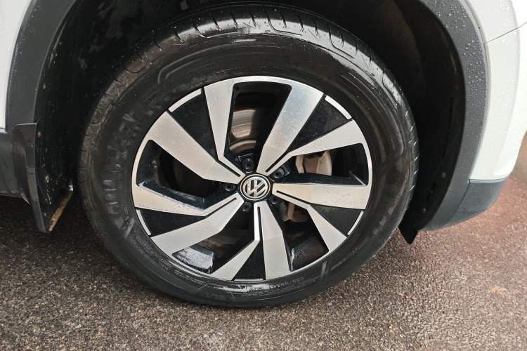 Used Volkswagen Tayron 2019 330TSI Two-Wheel Drive Luxury Model China VI Standard Exterior 4