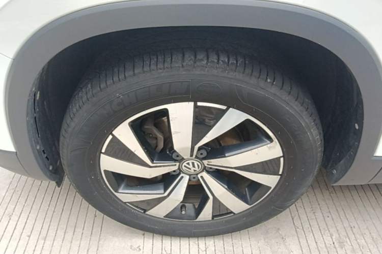 Used Volkswagen Tayron 2019 330TSI Two-Wheel Drive Luxury Model China VI Standard Exterior 4