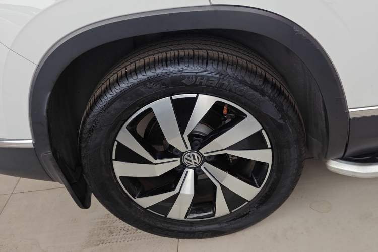 Used Volkswagen Tayron 2019 330TSI Two-Wheel Drive Luxury Model China VI Standard Exterior 5