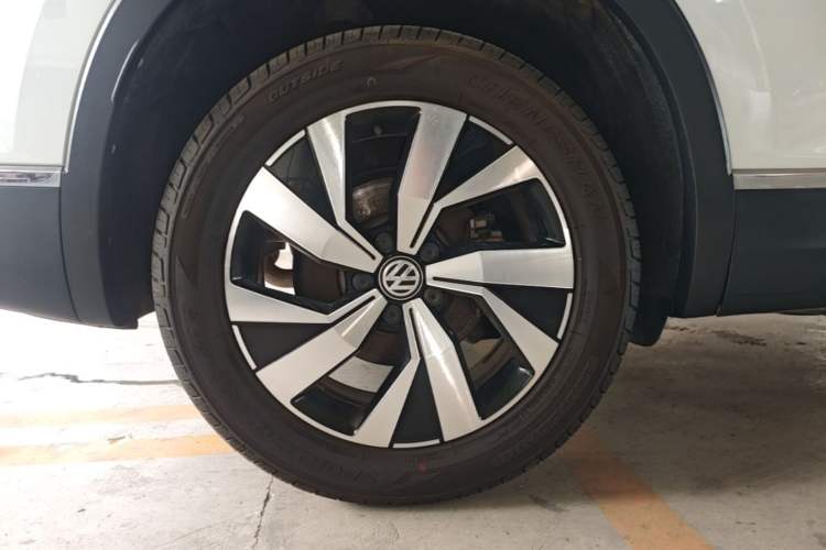 Used Volkswagen Tayron 2019 330TSI Two-Wheel Drive Luxury Model China VI Standard Exterior 5
