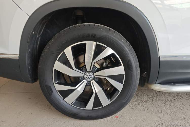 Used Volkswagen Tayron 2019 Teramont Edition 280TSI Two-Wheel Drive Luxury Model China VI Standard Exterior 5