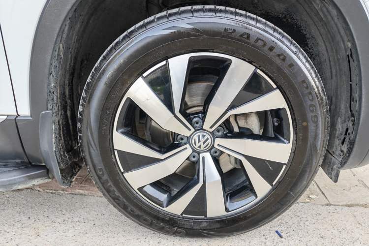 Used Volkswagen Tayron 2019 330TSI Four-Wheel Drive Luxury Version China V Standard Exterior 8