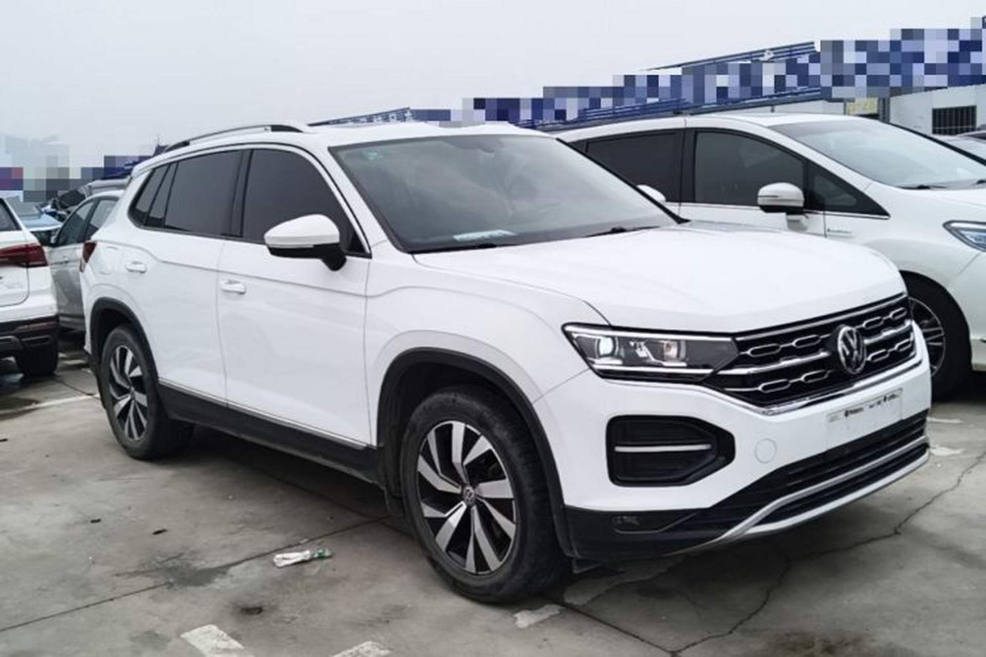 Used Volkswagen Tayron 2019 330TSI Two-Wheel-Drive Luxury Version China V Emission Standard Front Right 45 Deg
