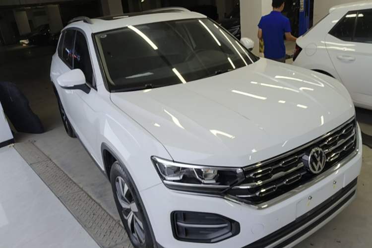 Used Volkswagen Tayron 2019 330TSI Two-Wheel Drive Luxury Model China VI Standard Front Right 45 Deg