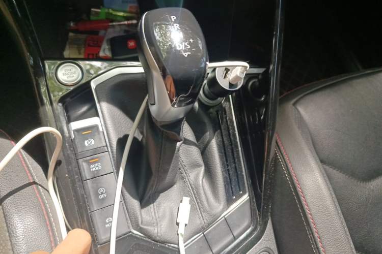 Used Volkswagen Tayron 2019 330TSI Two-Wheel Drive Luxury Model China VI Standard Gear Lever