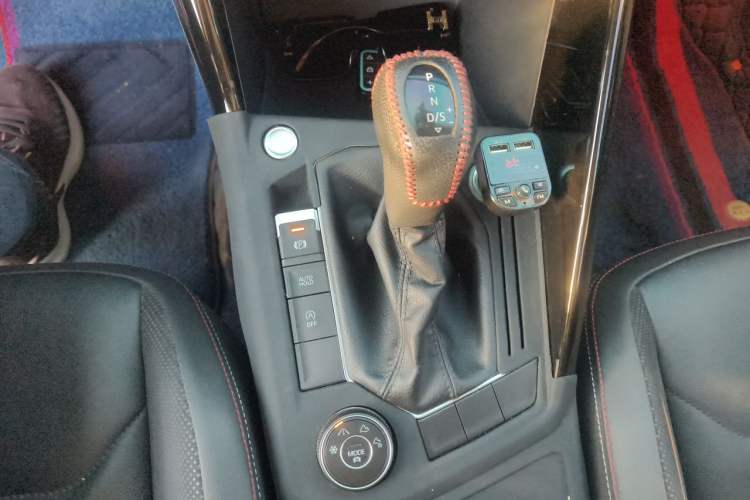 Used Volkswagen Tayron 2019 330TSI Four-Wheel Drive Luxury Version China V Standard Gear Lever