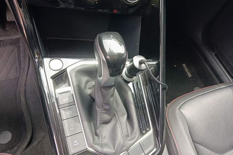Used Volkswagen Tayron 2019 Teramont Edition 280TSI Two-Wheel Drive Luxury Model China VI Standard Gear Lever