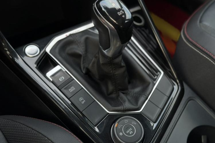 Used Volkswagen Tayron 2019 330TSI Four-Wheel Drive Luxury Version China V Standard Gear Lever