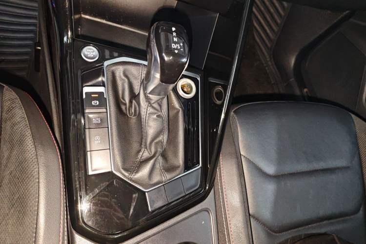 Used Volkswagen Tayron 2019 330TSI Two-Wheel Drive Luxury Model China VI Standard Gear Lever