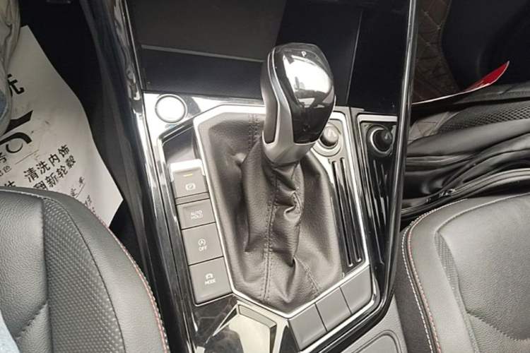 Used Volkswagen Tayron 2019 330TSI Two-Wheel Drive Luxury Model China VI Standard Gear Lever