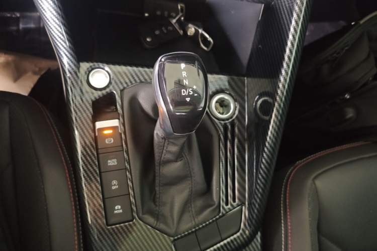Used Volkswagen Tayron 2019 330TSI Two-Wheel Drive Luxury Model China VI Standard Gear Lever