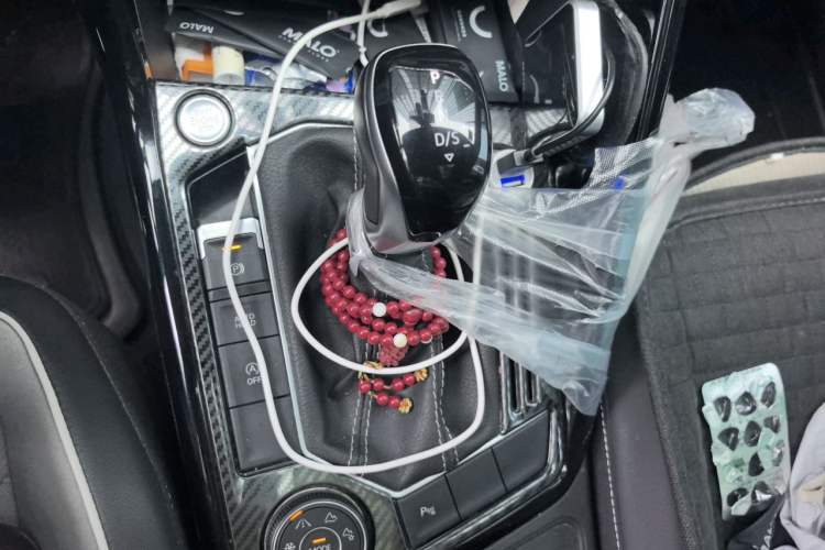 Used Volkswagen Tayron 2019 380TSI All-Wheel Drive R-Line China V-standard Gear Lever