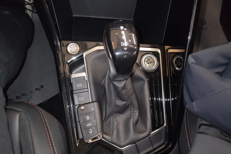 Used Volkswagen Tayron 2019 330TSI Two-Wheel Drive Luxury Model China VI Standard Gear Lever