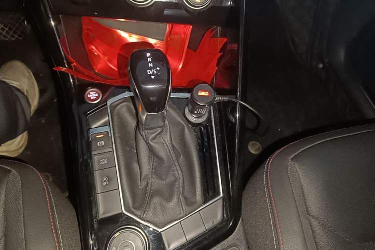 Used Volkswagen Tayron 2019 330TSI Four-Wheel Drive Luxury Version China V Standard Gear Lever